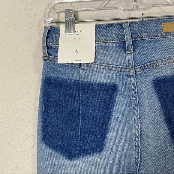 NWT CELLO Deconstructed Denim Cut Off Shorts Women's Size Small - Picture 3 of 16